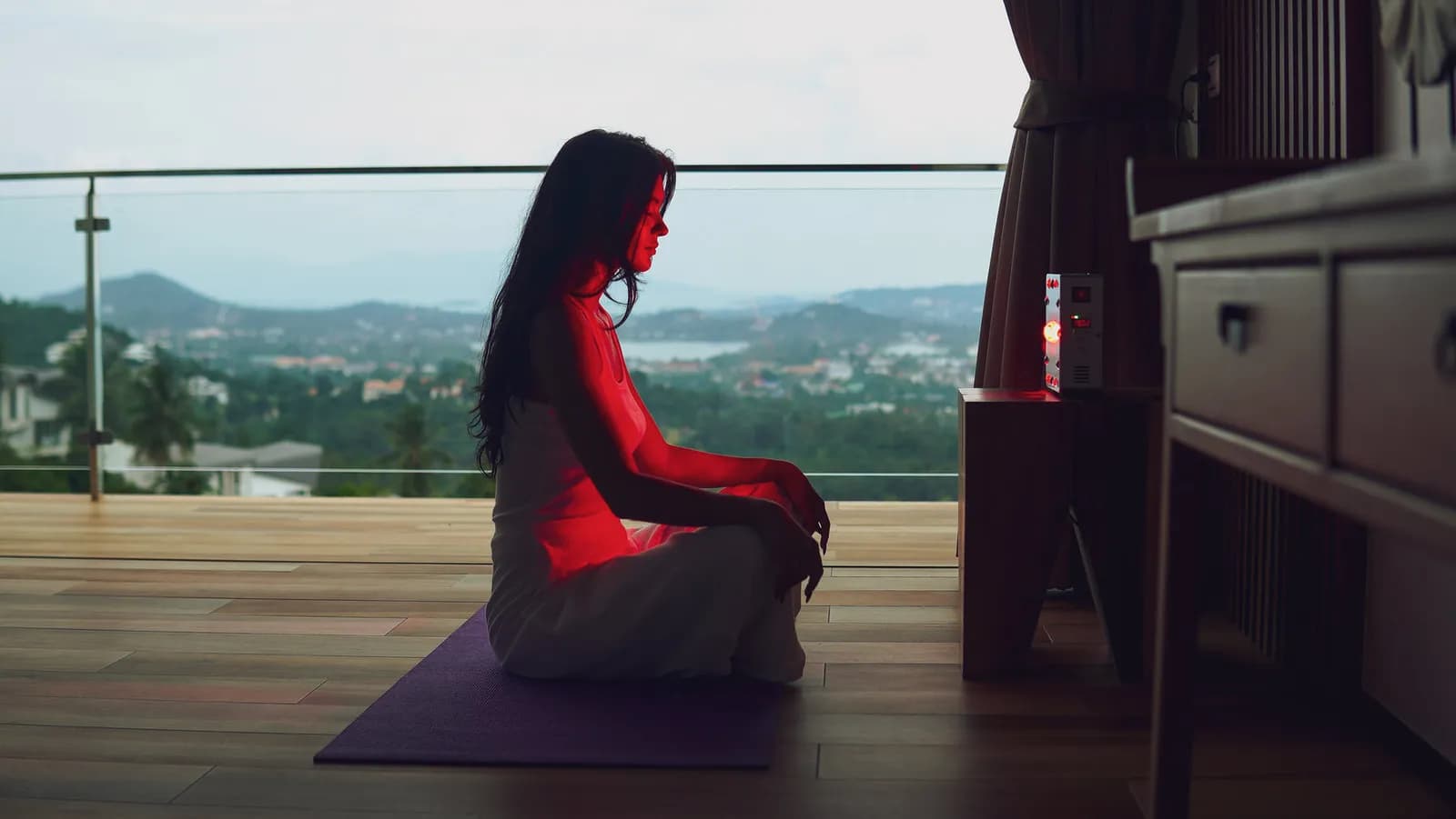 Red Light Therapy Benefits: EMRTEK Devices for Better Health