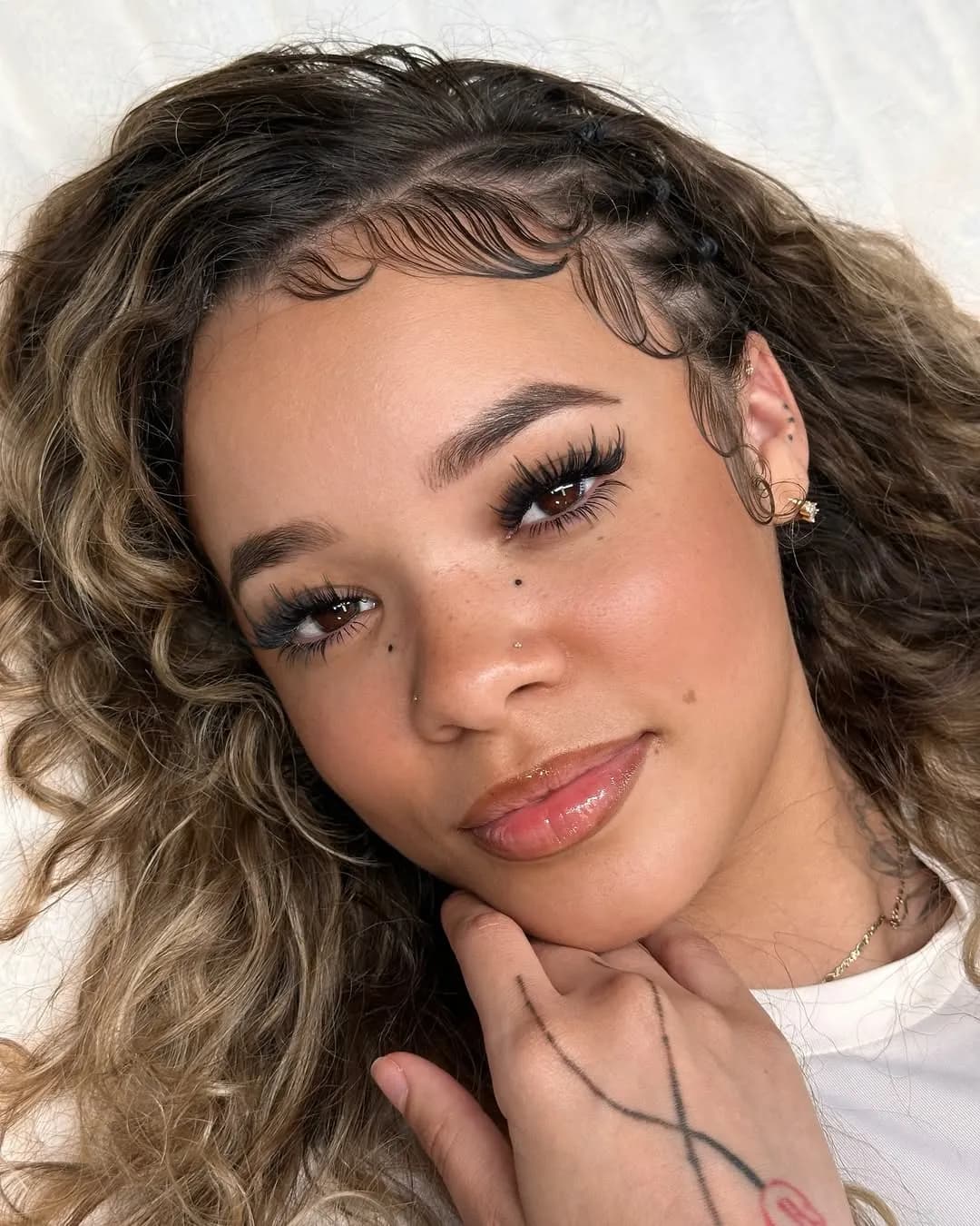 Dream Flower Lashes: The Ultimate Review for Stunning Eyes