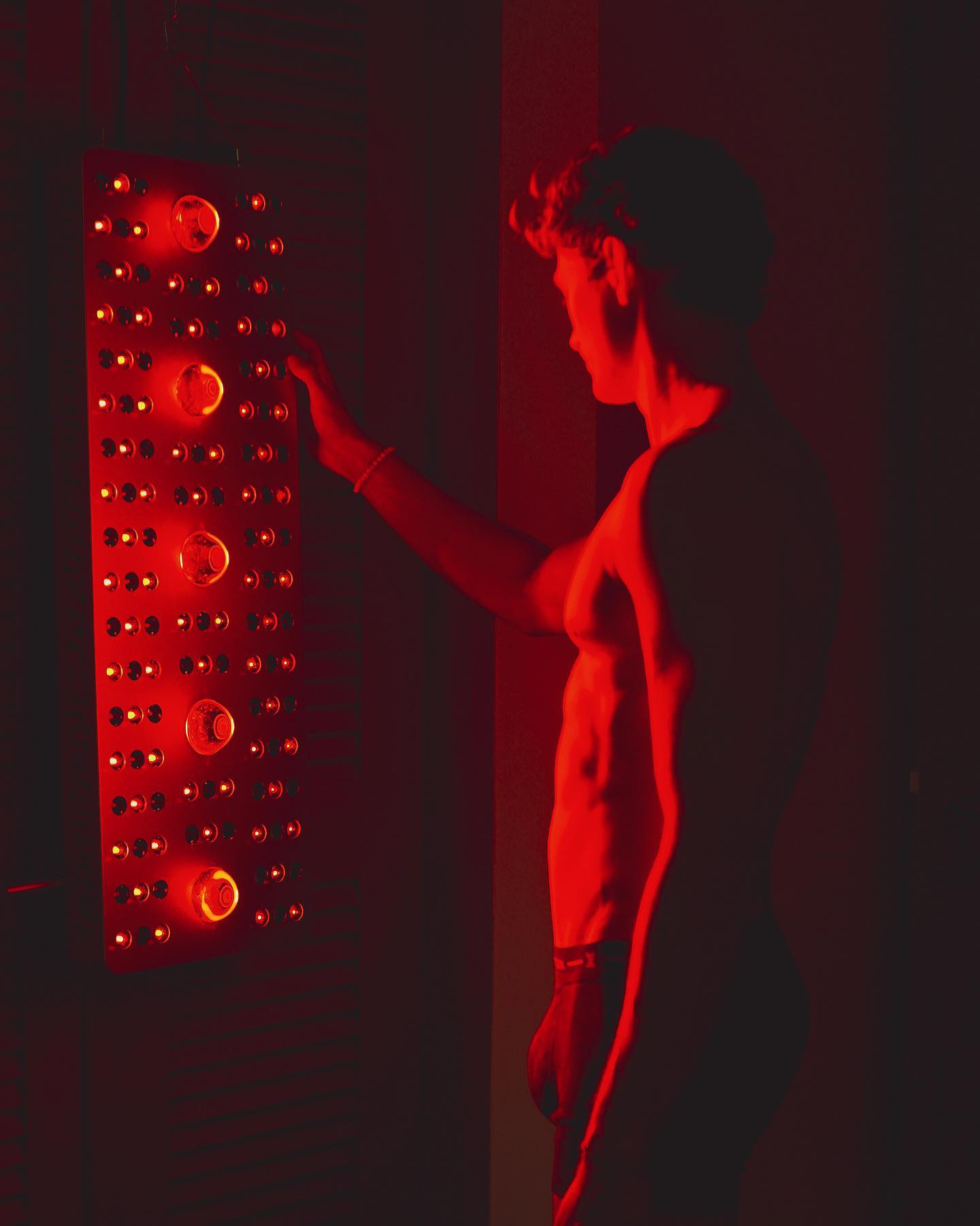 Benefits of EMR-TEK Red Light Therapy Devices