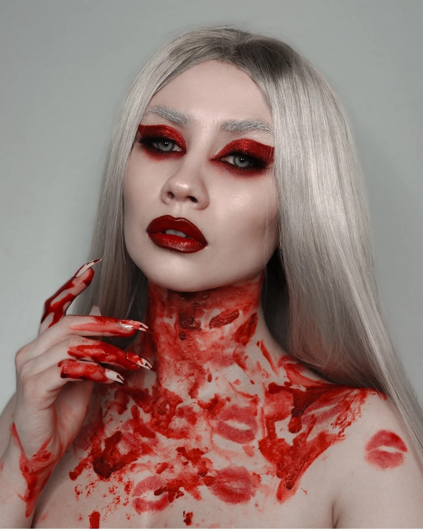 Jolie Beauty Product Highlights for Dark Glam Enthusiasts