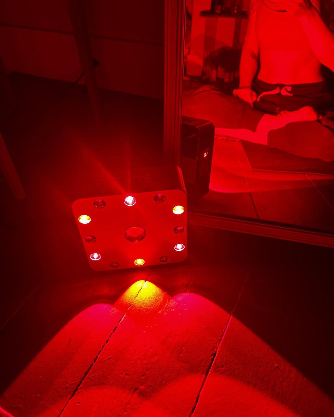 The Science Behind Red Light Therapy